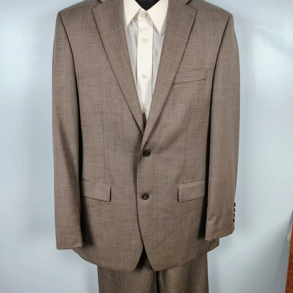 Calvin Klein Mens 42R Suit Brown Sharkskin Two Button Formal Business Wear